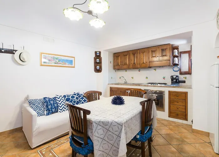 Anna Apartment